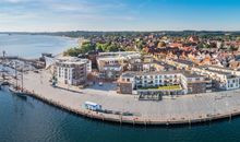 Apartment 34 "OstseeZeit", Blickrichtung Binnenhafen Nord/Offenes Meer