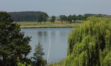 Freistehendes Ferienhaus am malerischen Nepperminer See mit Terrasse und Ruderboot