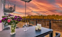 Schönes Ferienhaus in Boltenhagen mit Terrasse, Grill und Garten