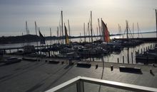 Apartmenthaus Hafenspitze  Ap. 2  - "Am Leuchtfeuer 2" - Blickrichtung Yacht-, Binnenhafen und offene See