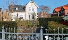 "Villa Anker" Dachgeschoss - links