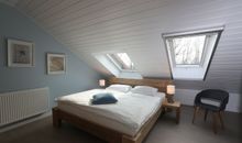 Schlafzimmer im OG mit Doppelbett