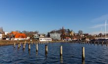 Haus Putbus - Blick vom Hafen aus