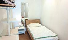 Ankleidezimmer mit Schlafmöglichkeit