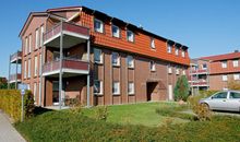 Ferienwohnungen im Landhaus am Deich mit großem Garten