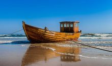 Fischerboot am Strand