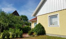 Schön angelegter Garten, Terrasse nach Süden und Westen orientiert