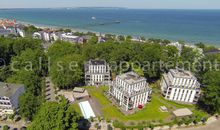 Die mediterrane Wasserlandschaft im Innenhof