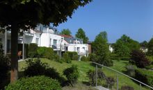 Überdachte Terrasse mit Strandkorb