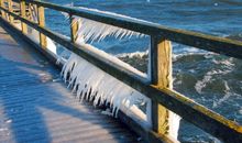 Seebrücke Göhren im Winter