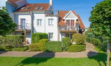 Das Haus 4 von außen - über die Außentreppe gelangen Sie in die Fewo - oben rechts sehen Sie den Süd-Balkon