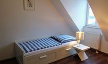 Schlafzimmer 3 mit zwei Einzelbetten