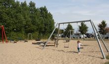 Nahegelegener Kinderspielplatz