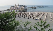 Sandstrand mit Strandkörben