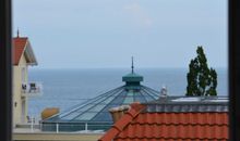 Der Ausblick über die Dächer Kühlungsborn bis hin zur Ostsee