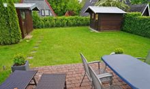 Hausgrundstück - Terrasse mit Markise