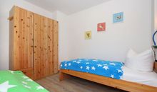 Kinder-/ Gästezimmer Kleiderschrank