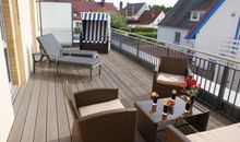 Terrasse mit Strandkorb