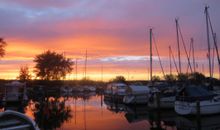 Sonnenuntergang am Hafen Loddin