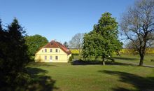 Gut Rattelvitz Galerie D, hochwertig, Sauna, Kamin, eTankstelle, Spielscheune, 15.000qm Parkland